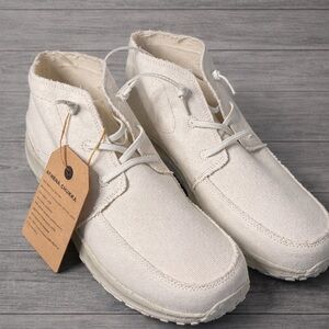 HOLO Athena Chukka Boots Off-White Canvas NWT Women’s US 12 EU 44